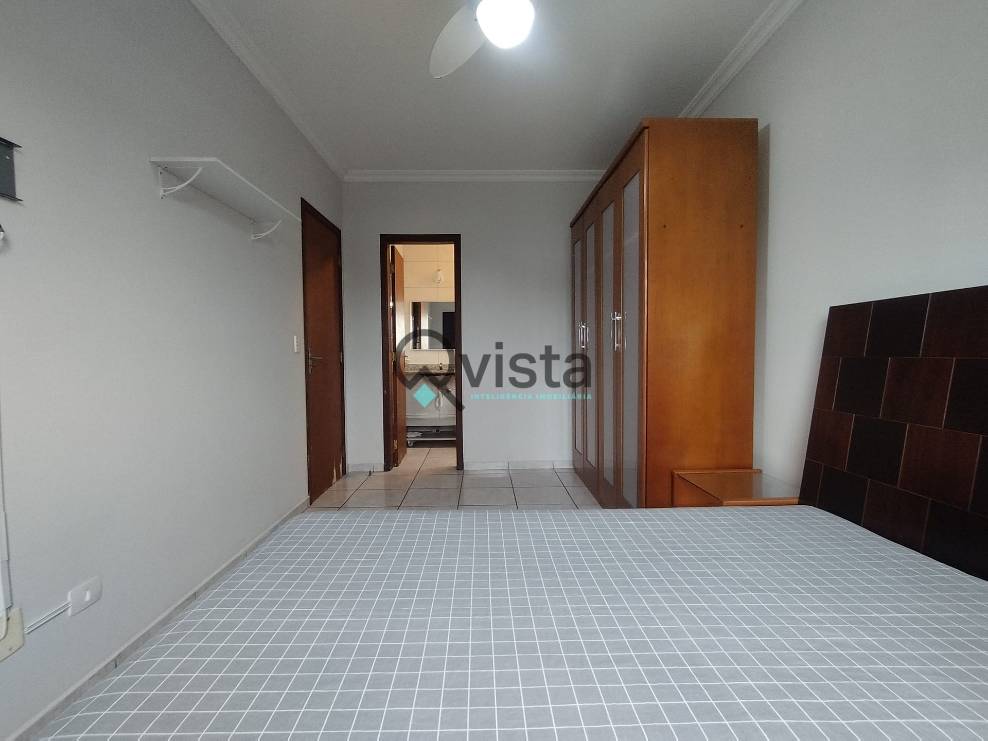 Apartamento à venda com 2 quartos, 77m² - Foto 12
