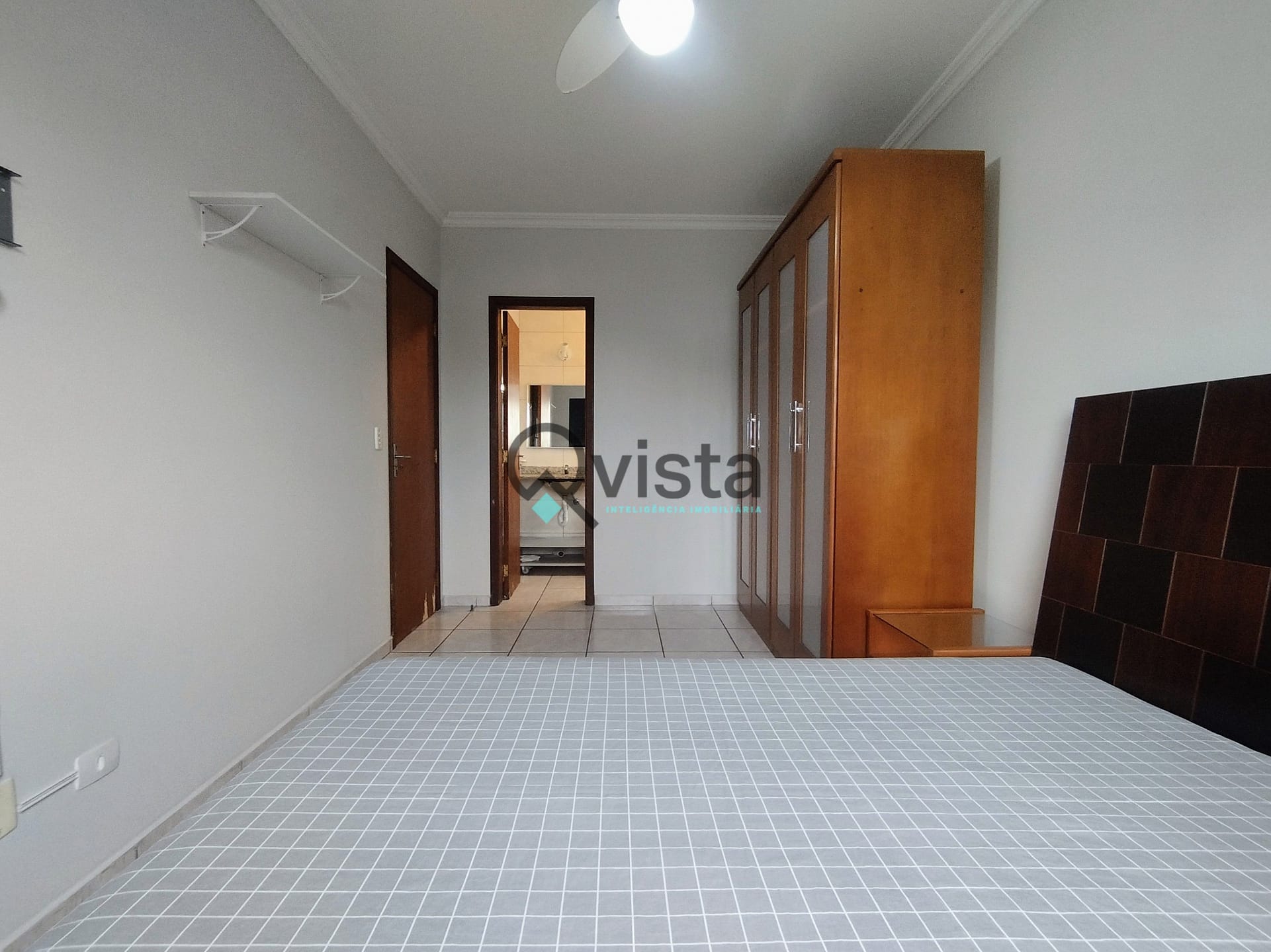 Apartamento à venda com 2 quartos, 77m² - Foto 11
