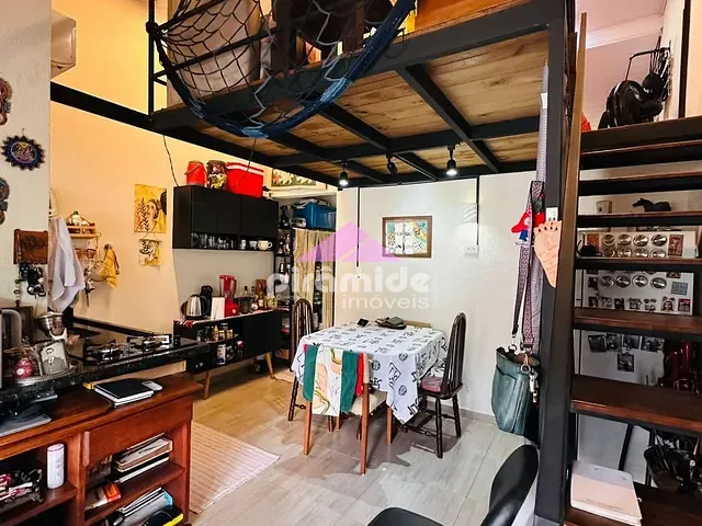 Apartamento 2 quartos e 1 banheiro, à venda, no bairro Capricónio em Caraguatatuba