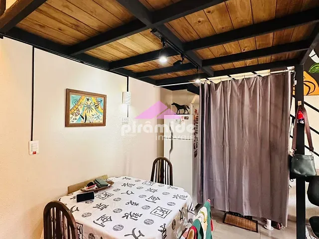 Apartamento 2 quartos e 1 banheiro, à venda, no bairro Capricónio em Caraguatatuba