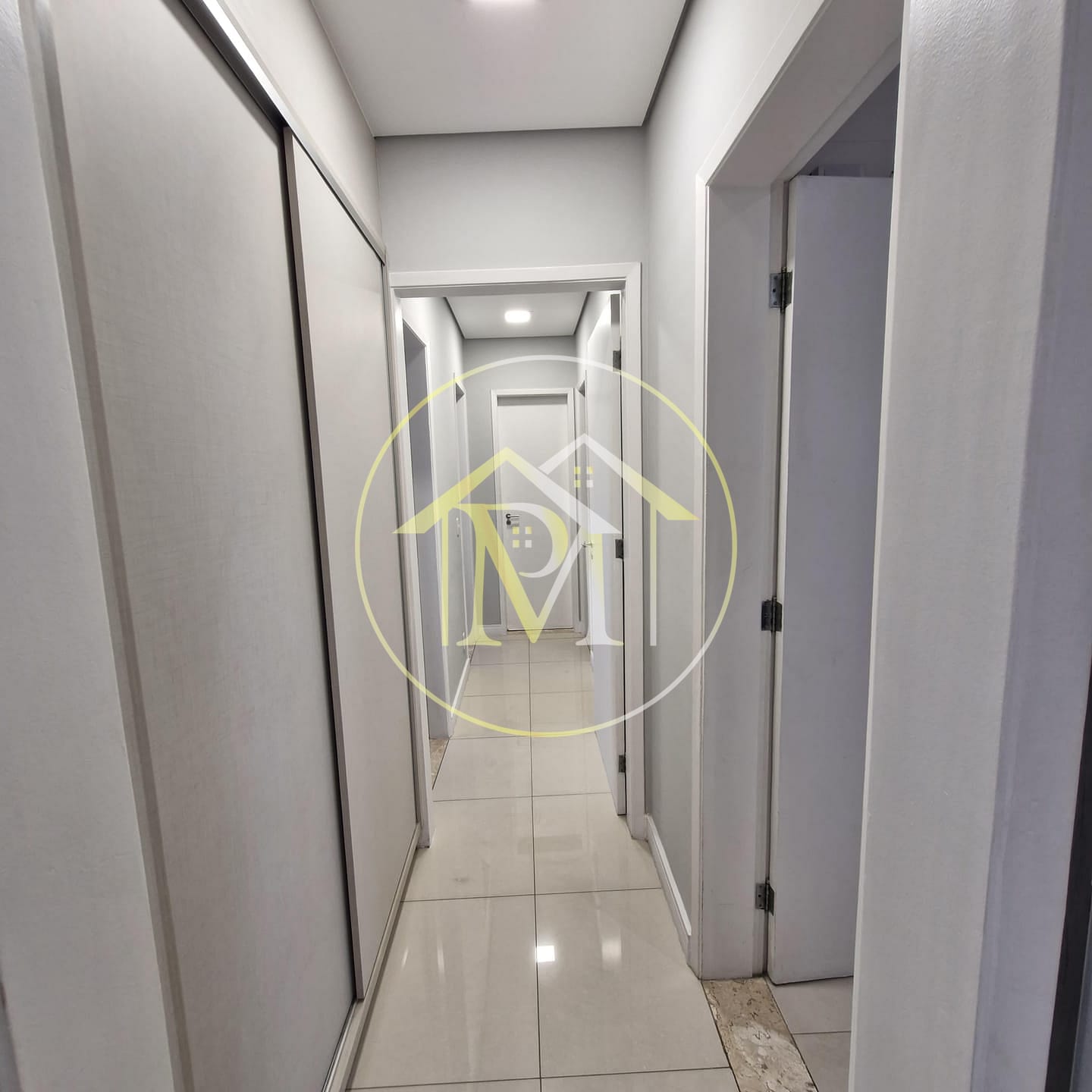 Apartamento à venda com 3 quartos, 135m² - Foto 17