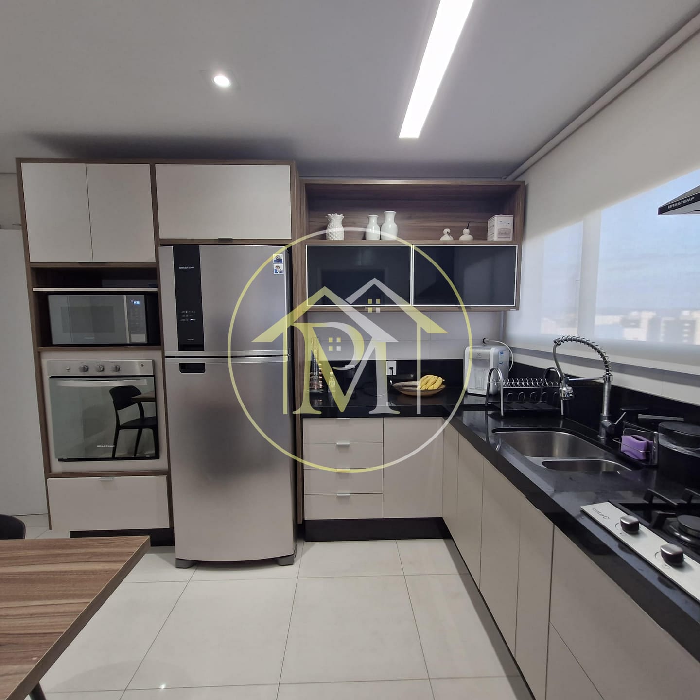 Apartamento à venda com 3 quartos, 135m² - Foto 10