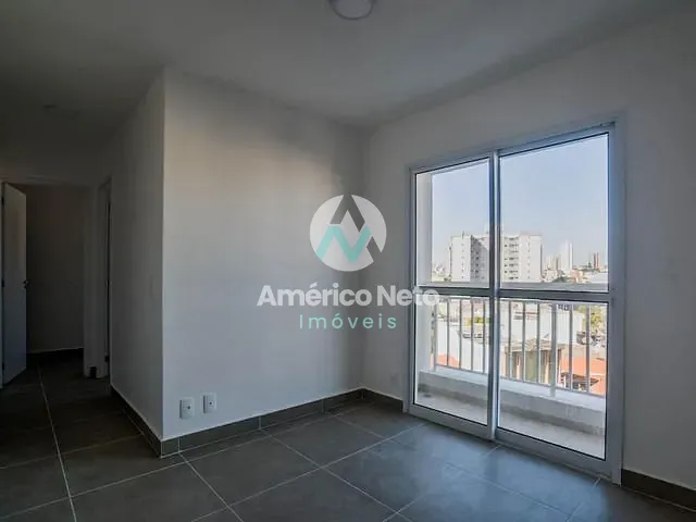 Apartamento 2 quartos e 1 banheiro, para alugar, no bairro Santa Terezinha em Santo André