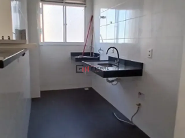 Apartamento 2 quartos e 1 banheiro, à venda, no bairro Gleba Ribeirão Limeiro em Londrina