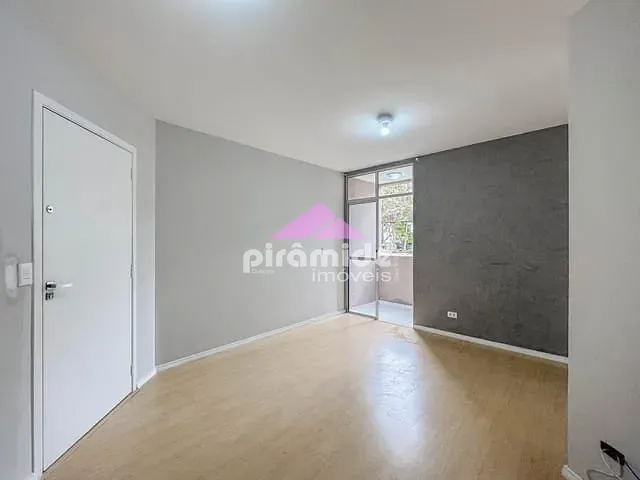 Apartamento com 63m² 2 quartos e 1 banheiro, à venda, no bairro Monte Castelo em São José dos Campos