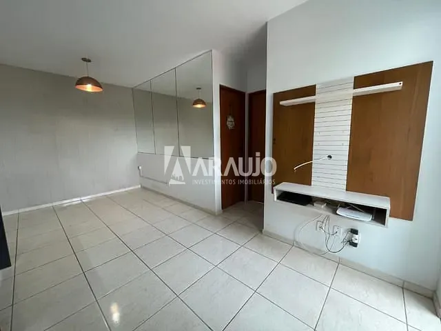 Apartamento 2 quartos e 1 banheiro, à venda, no bairro Espinheiros em Itajaí