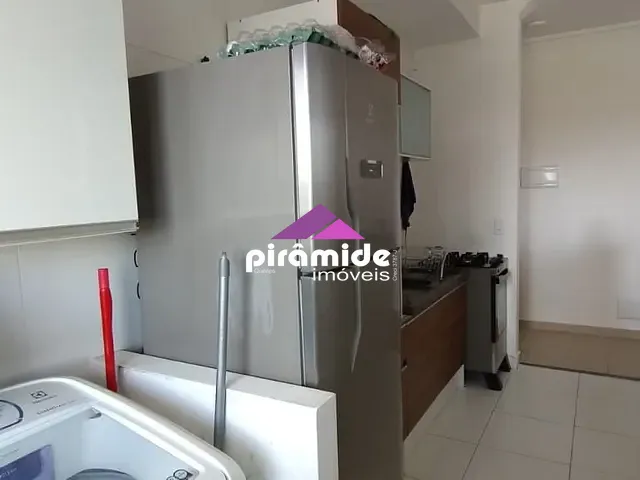 Apartamento 2 quartos e 1 banheiro, à venda, no bairro Parque Santo Antônio em Jacareí