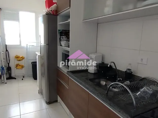 Apartamento 2 quartos e 1 banheiro, à venda, no bairro Parque Santo Antônio em Jacareí