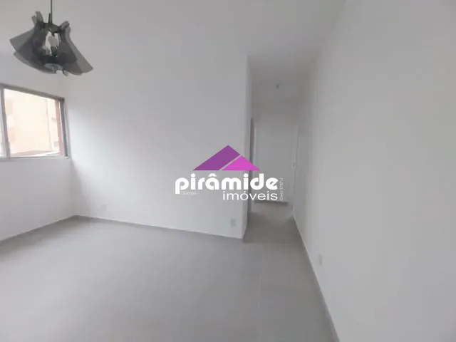 Apartamento 2 quartos e 1 banheiro, para alugar, no bairro Vila Betânia em São José dos Campos