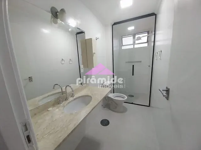 Apartamento 2 quartos e 1 banheiro, para alugar, no bairro Vila Betânia em São José dos Campos