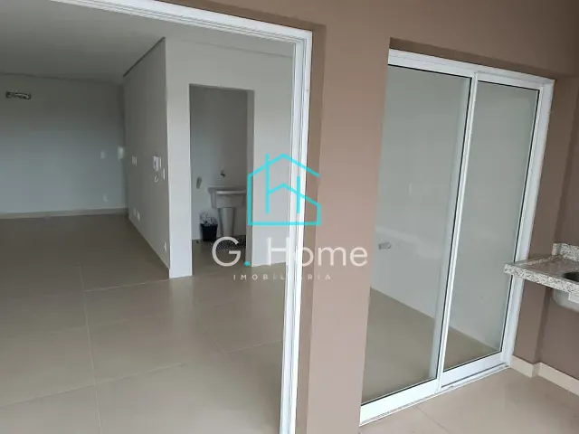Apartamento com 107m² 3 quartos e 3 banheiros, à venda, no bairro Centro em Cambé