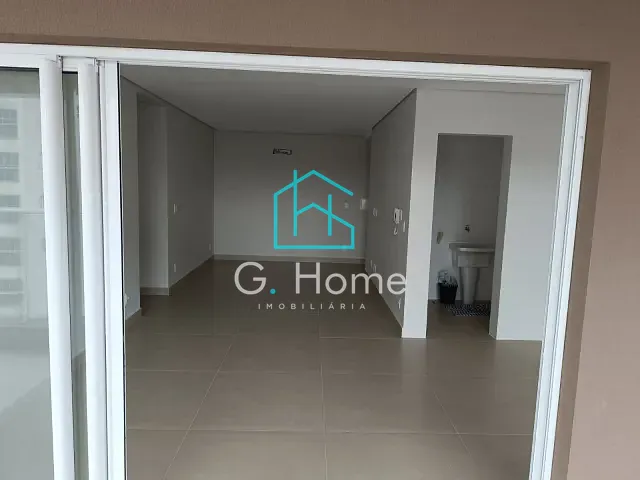 Apartamento com 107m² 3 quartos e 3 banheiros, à venda, no bairro Centro em Cambé