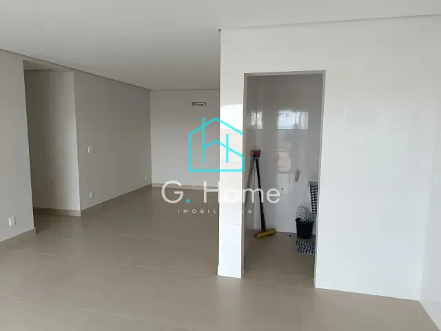 Apartamento com 107m² 3 quartos e 3 banheiros, à venda, no bairro Centro em Cambé
