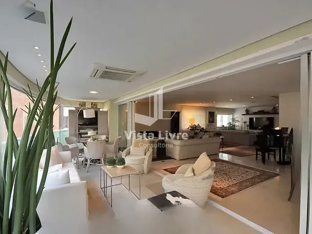Apartamento com 278m² 3 quartos e 4 banheiros, à venda, no bairro Itaim Bibi em São Paulo