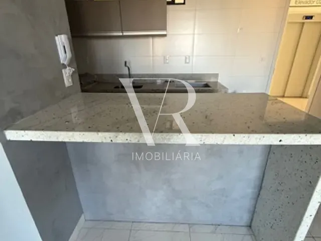 Apartamento 2 quartos e 2 banheiros, para alugar, no bairro Miramar em João Pessoa