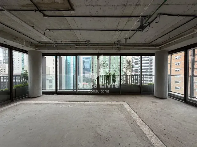 Apartamento com 209m² 3 quartos e 3 banheiros, à venda, no bairro Vila Nova Conceição em São Paulo