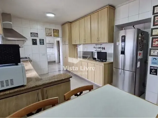 Apartamento com 180m² 3 quartos e 5 banheiros, à venda, no bairro Cidade Monções em São Paulo