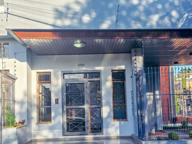 Apartamento com 355m² 4 quartos e 3 banheiros, à venda, no bairro Sagrada Família em Caxias do Sul
