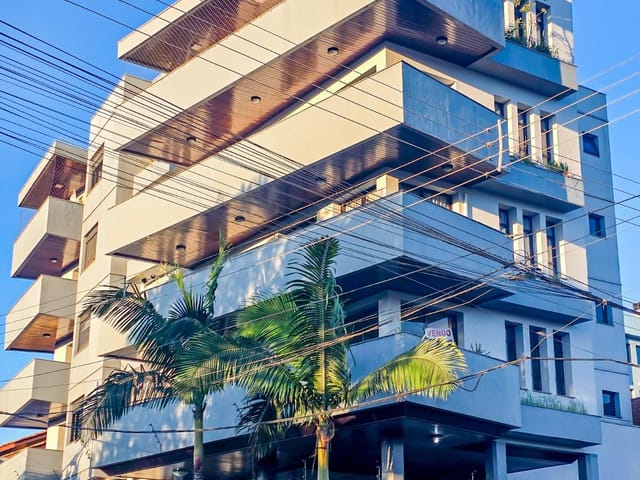 Apartamento com 355m² 4 quartos e 3 banheiros, à venda, no bairro Sagrada Família em Caxias do Sul