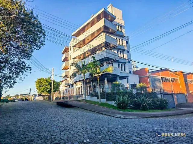 Apartamento com 355m² 4 quartos e 3 banheiros, à venda, no bairro Sagrada Família em Caxias do Sul