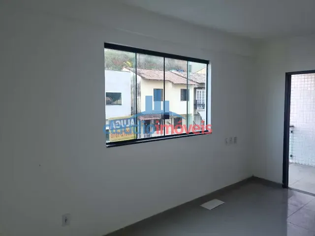 Apartamento 2 quartos e 1 banheiro, para alugar, no bairro Santa Rosa em Barra Mansa