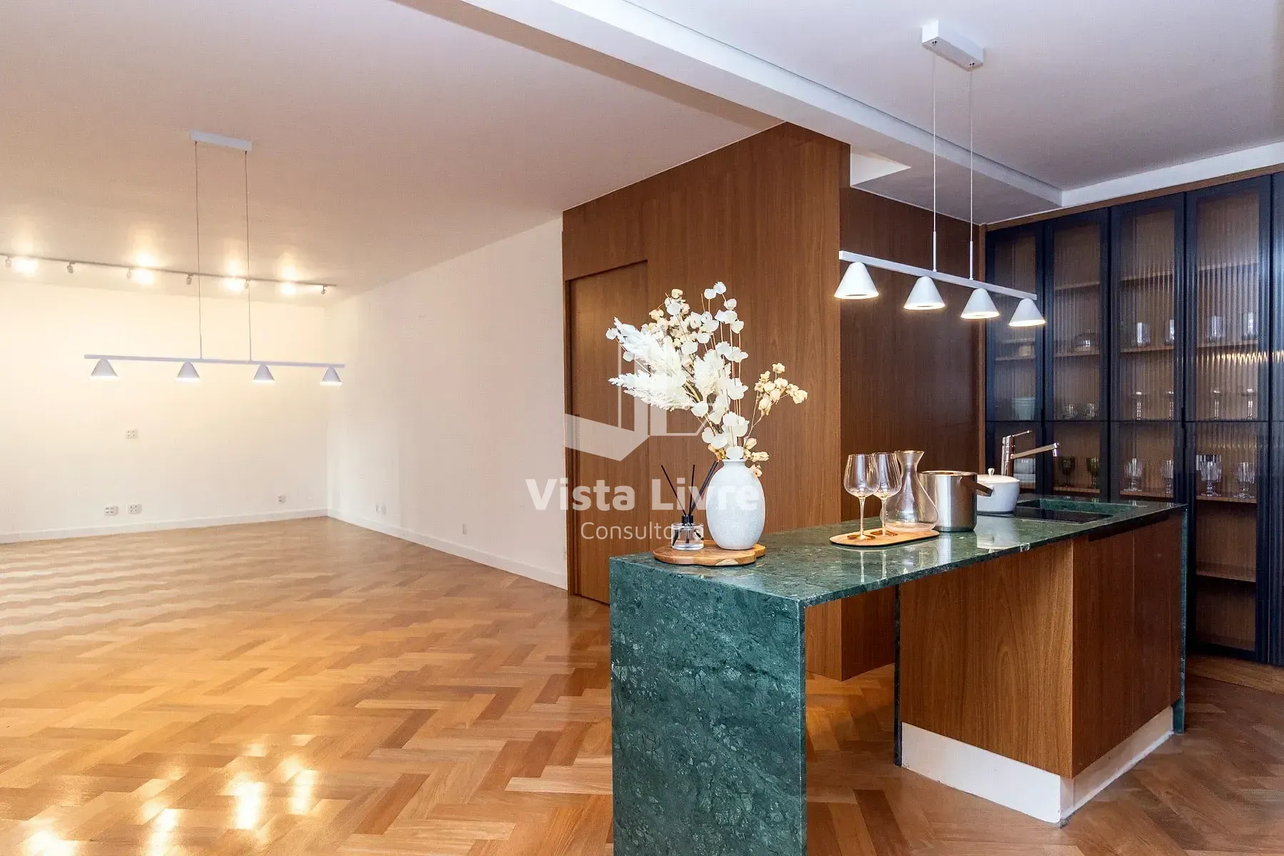 Apartamento, 3 quartos, 168 m² - Foto 1