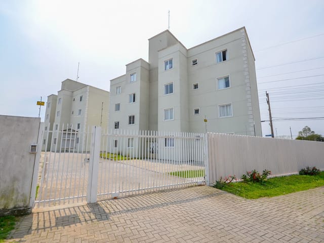 Apartamento com 81m² 2 quartos e 1 banheiro, à venda, no bairro Uberaba em Curitiba