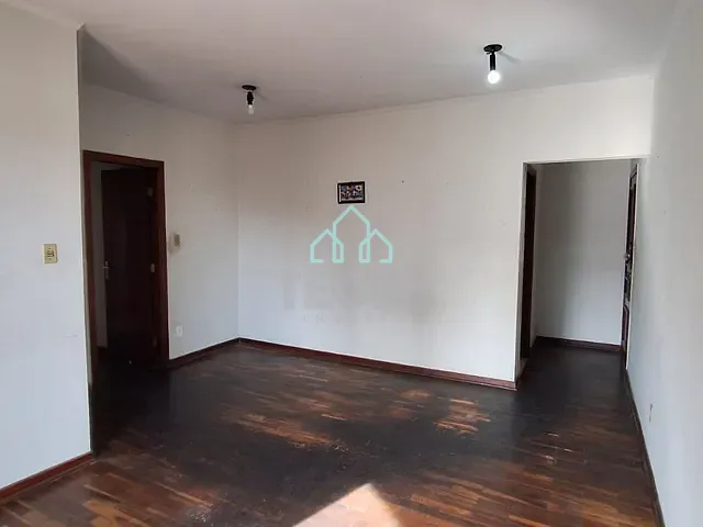 Apartamento 3 quartos e 1 banheiro, à venda, no bairro Jardim Eulália em Taubaté