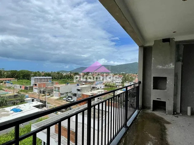 Apartamento 2 quartos e 2 banheiros, à venda, no bairro Sapé em Ubatuba