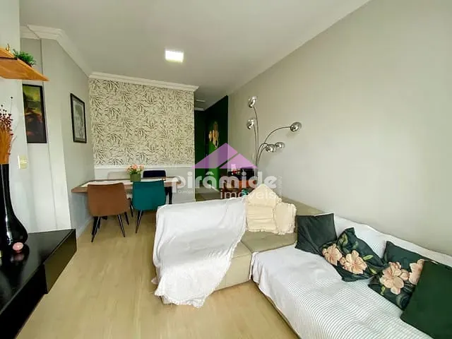 Apartamento 2 quartos e 2 banheiros, à venda, no bairro Jardim das Indústrias em São José dos Campos