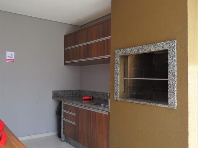Apartamento com 70m² 2 quartos e 1 banheiro, à venda, no bairro Uvaranas em Ponta Grossa