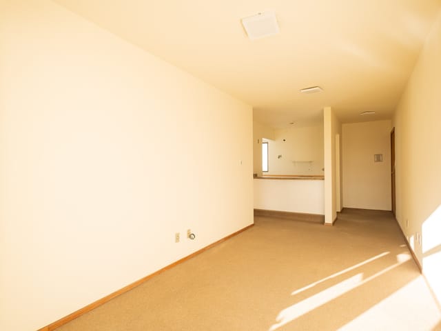 Apartamento com 50m² 1 quarto e 1 banheiro, à venda ou para alugar, no bairro Centro em Pelotas