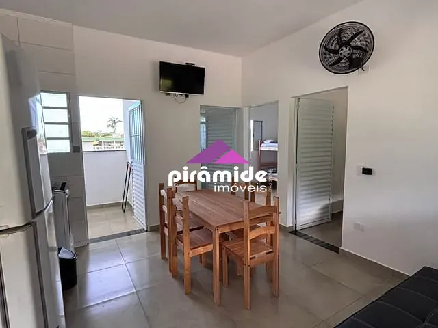 Apartamento 2 quartos e 1 banheiro, à venda, no bairro Maranduba em Ubatuba