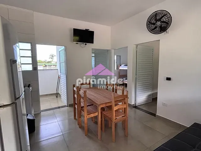 Apartamento 2 quartos e 1 banheiro, à venda, no bairro Maranduba em Ubatuba
