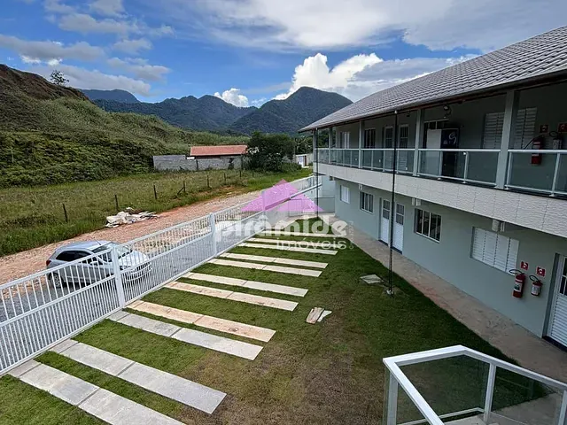 Apartamento 2 quartos e 1 banheiro, à venda, no bairro Maranduba em Ubatuba