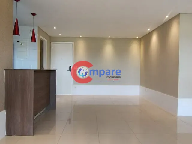 Apartamento 3 quartos e 1 banheiro, para alugar, no bairro Jardim Flor da Montanha em Guarulhos