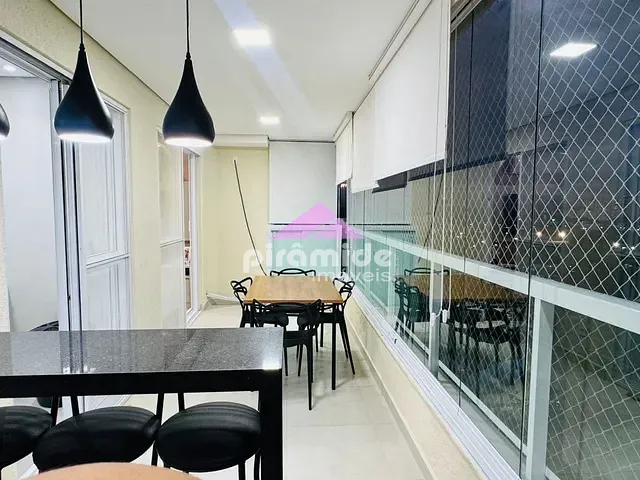 Apartamento 2 quartos e 2 banheiros, à venda, no bairro Parque Industrial em São José dos Campos