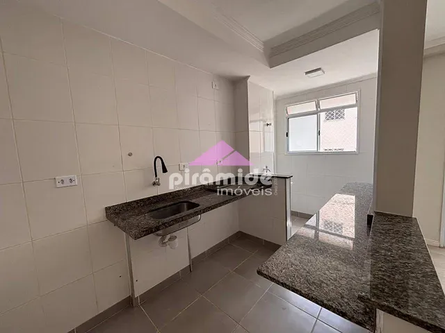 Apartamento 2 quartos e 1 banheiro, à venda, no bairro Vila Iracema em São José dos Campos