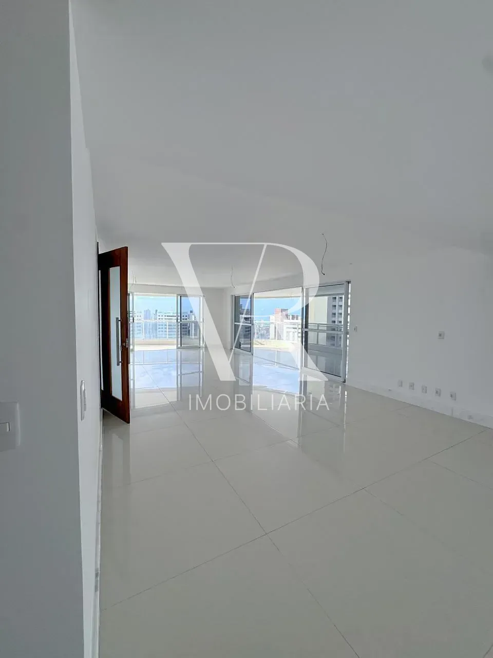 Apartamento, 4 quartos, 335 m² - Foto 1