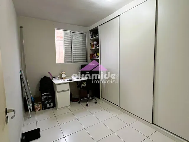 Apartamento 2 quartos e 2 banheiros, à venda, no bairro Jardim Califórnia em Jacareí