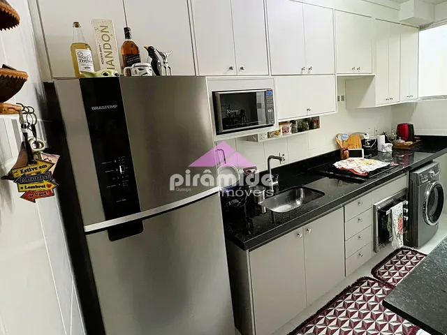 Apartamento 2 quartos e 2 banheiros, à venda, no bairro Jardim Califórnia em Jacareí