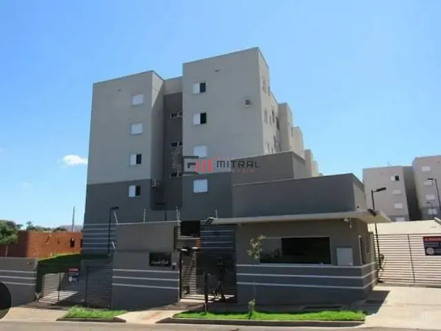 Apartamento com 61m² 2 quartos e 1 banheiro, à venda, no bairro Centro em Cambé