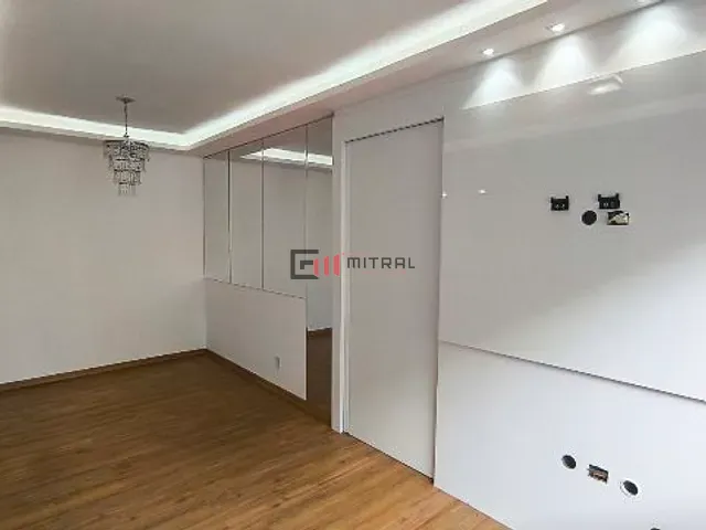 Apartamento com 61m² 2 quartos e 1 banheiro, à venda, no bairro Centro em Cambé