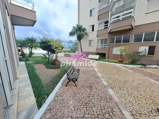 Apartamento com 120m² 3 quartos e 2 banheiros, à venda ou para alugar, no bairro Massaguaçu em Caraguatatuba