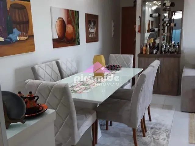 Apartamento 2 quartos e 2 banheiros, à venda, no bairro Parque Industrial em São José dos Campos