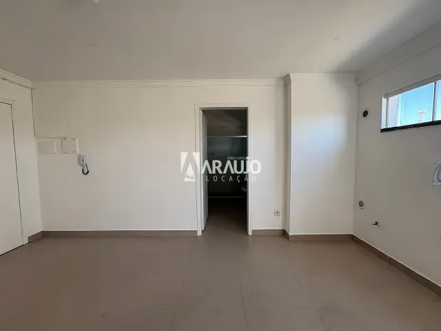 Apartamento 1 quarto e 1 banheiro, para alugar, no bairro Centro em Navegantes