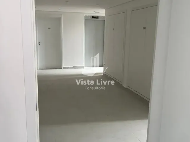 Apartamento com 188m² 4 quartos e 2 banheiros, à venda, no bairro Água Branca em São Paulo