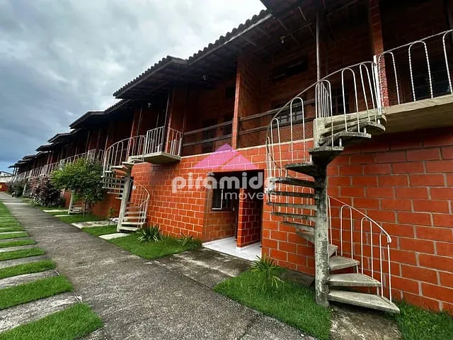 Apartamento 2 quartos e 2 banheiros, à venda, no bairro Maranduba em Ubatuba