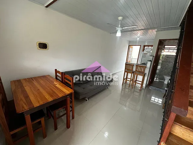 Apartamento 2 quartos e 2 banheiros, à venda, no bairro Maranduba em Ubatuba