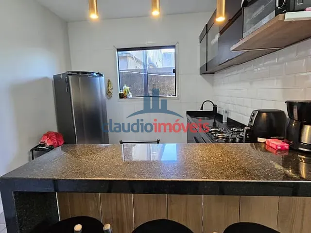 Apartamento com 63m² 2 quartos e 1 banheiro, à venda, no bairro Vila Orlandelia em Barra Mansa